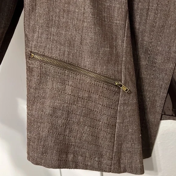 Roz & Ali blazer, three-quarter sleeves, brown with zippered pockets, 3X - Picture 4 of 6